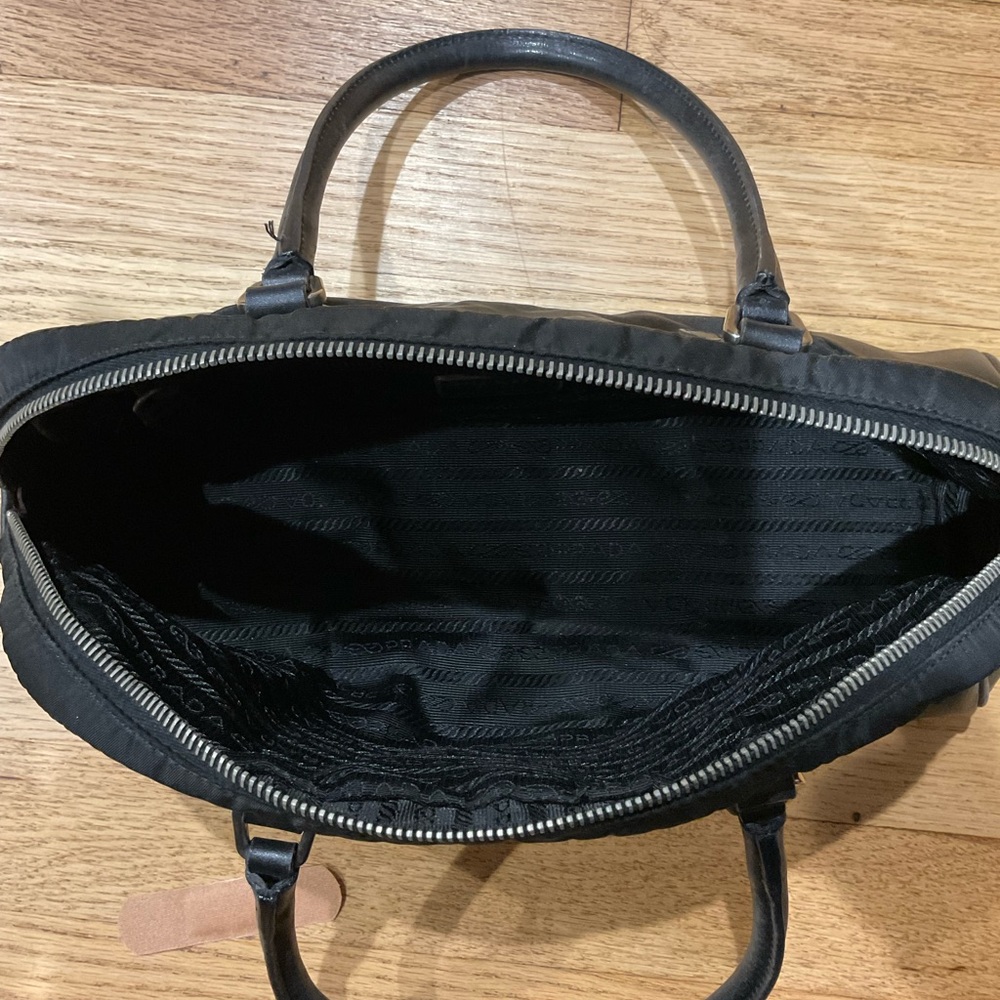 PRADA Handbag Vintage Nylon/Leather - Picture 14 of 15